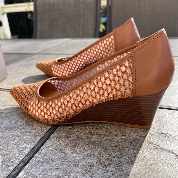 Franco Sarto Talina tan Wedge Pump shoes -NWT - Picture 7 of 11
